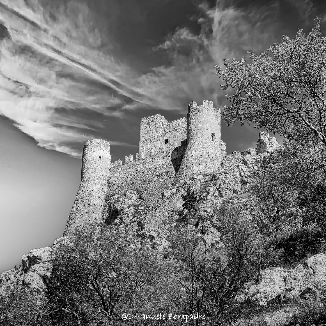 Rocca Calascio, un tesoro medievale nel cuore dell’Abruzzo