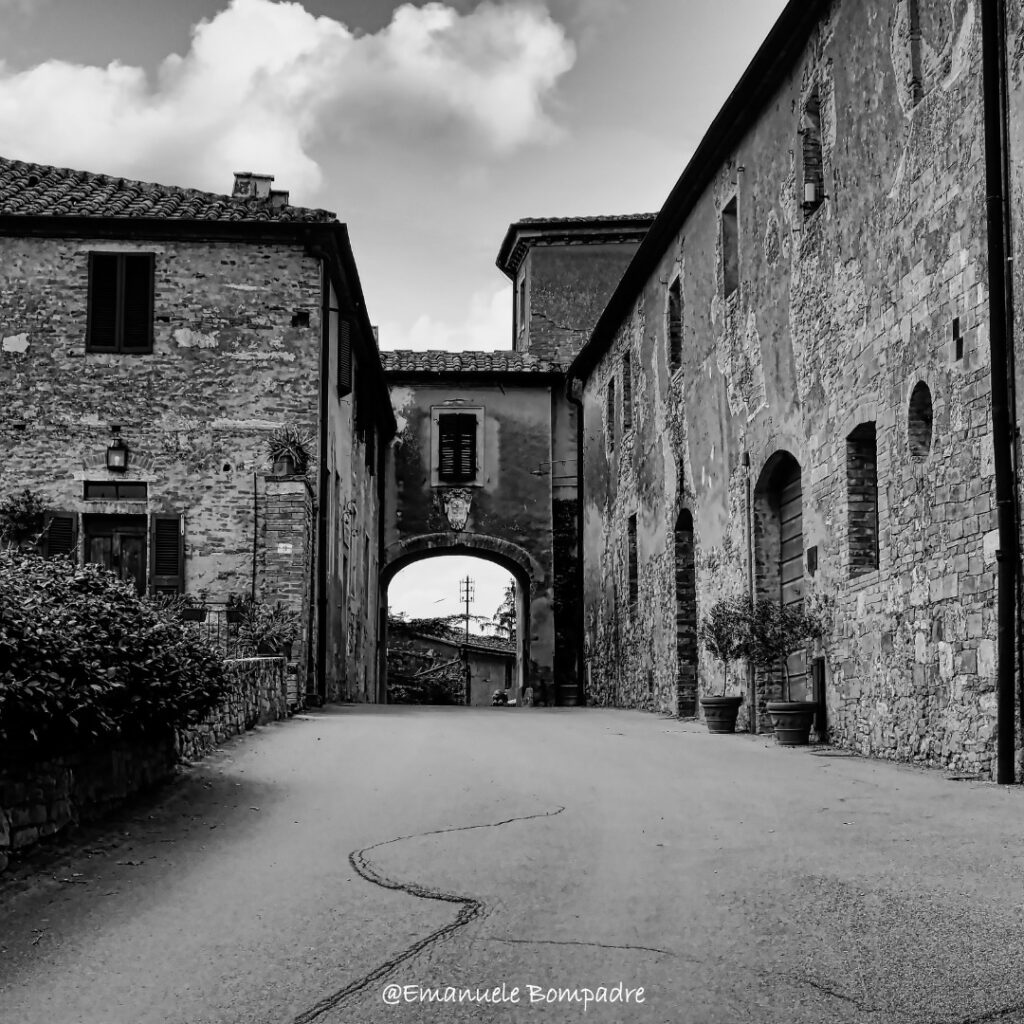 Lucignano d'Arbia: un gioiello della campagna toscana