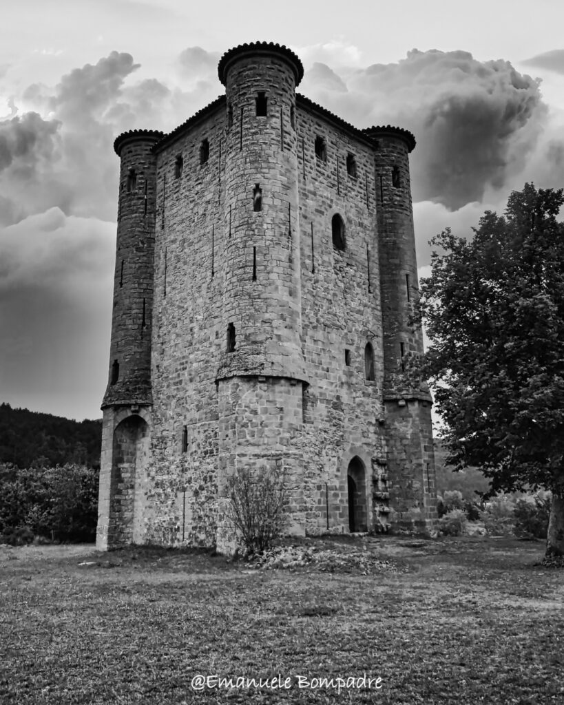 Il Castello di Arques: un gioiello medievale nel cuore dell’Occitania