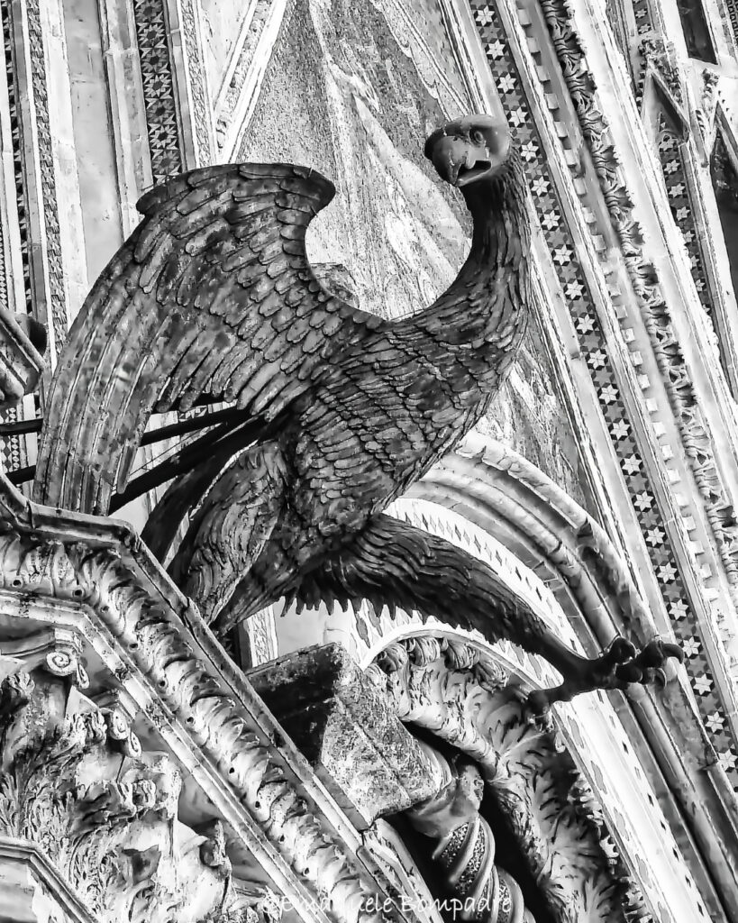 Il Duomo di Orvieto e le statue dei quattro evangelisti