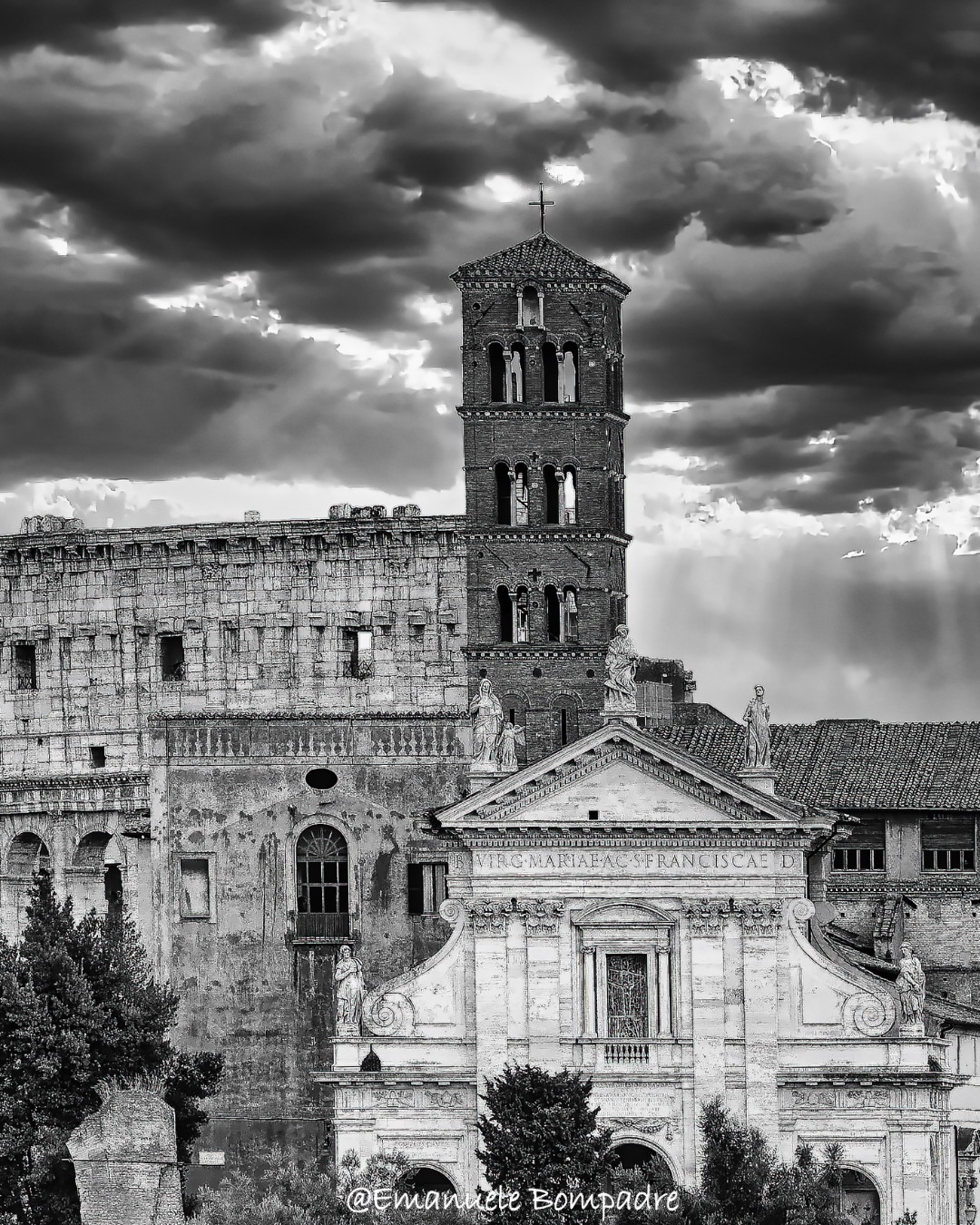 Basilica di Santa Francesca Romana: un viaggio tra fede, storia e fotografia