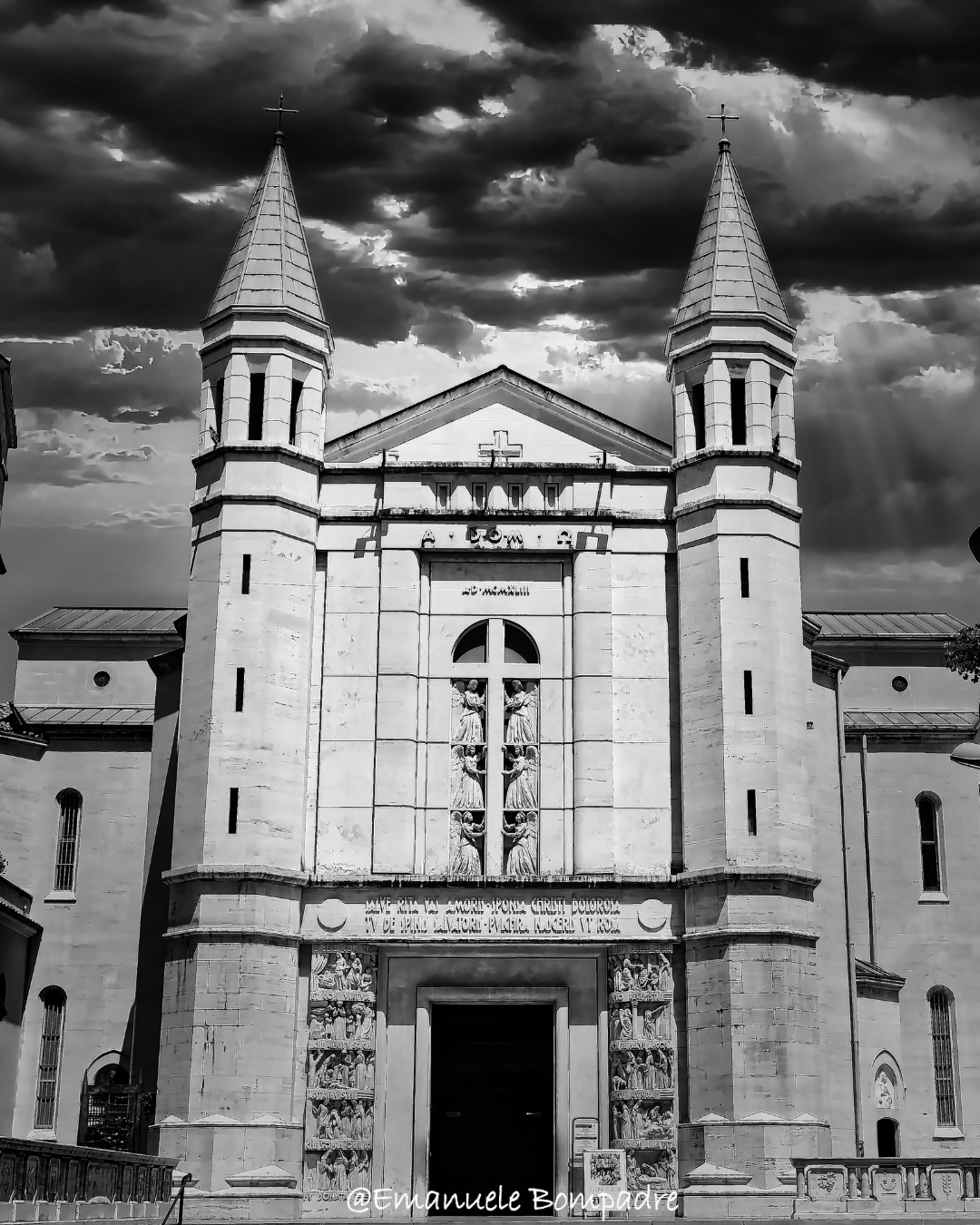 Cascia e la forza di Santa Rita: un viaggio tra fede, silenzio e pietra