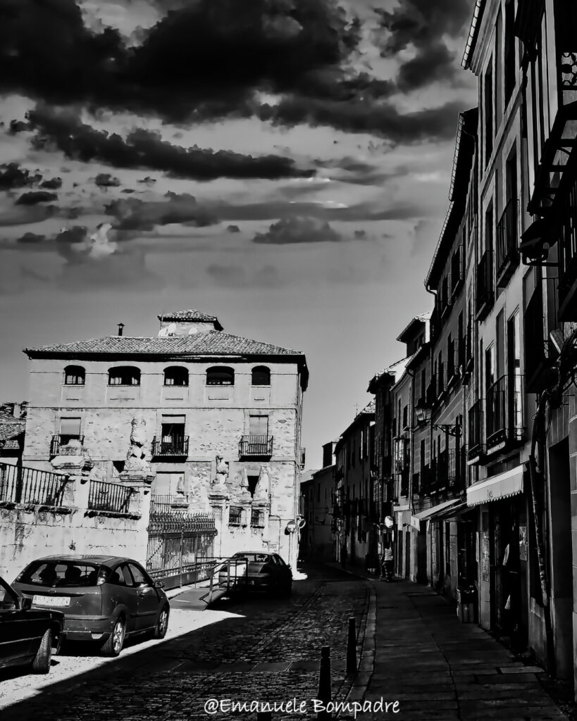 Segovia, la città sospesa tra storia, vicoli e sapori