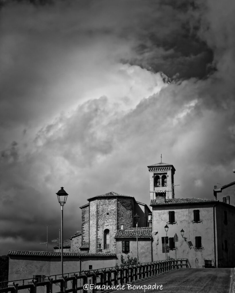 Talamello, tra borghi medievali e l’inconfondibile profumo del formaggio di fossa